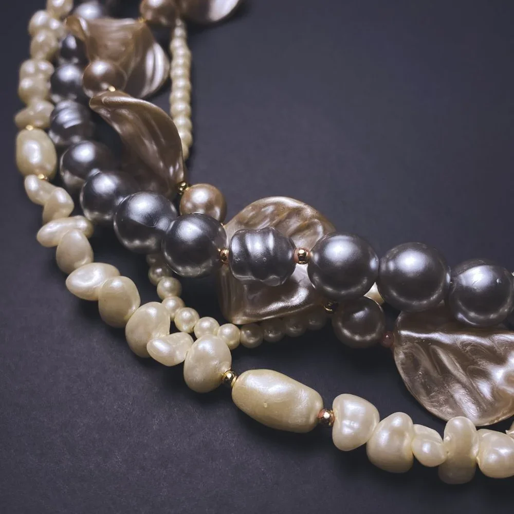 Vintage White Grey Mixed Faux Pearl Chunky Beaded Mutli Strand Collar Necklace - Picture 9 of 12